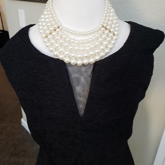 Dress - Picture 3 of 4